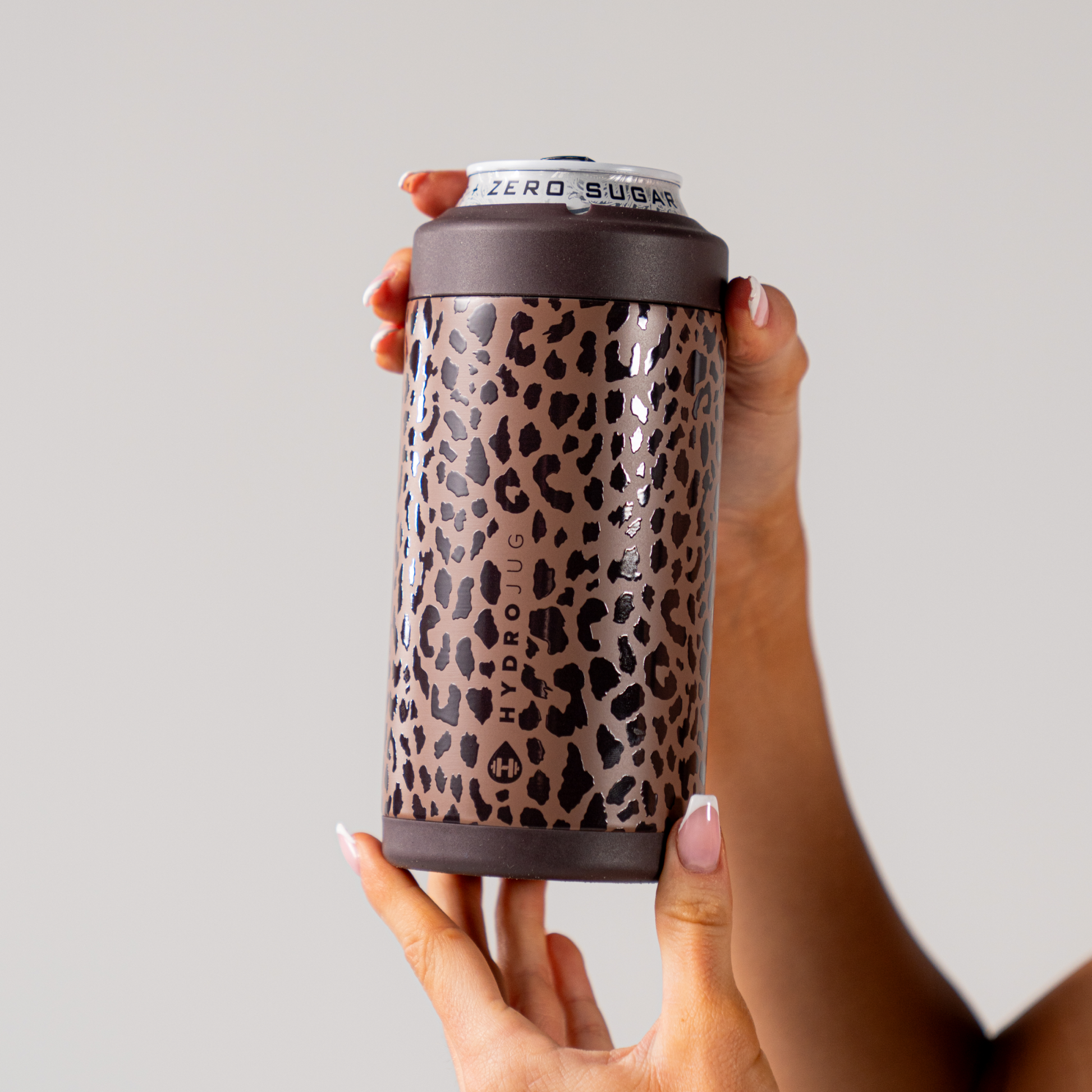 brown-leopard-u4 16ozCan-BrownLeopard-WPI-6.png