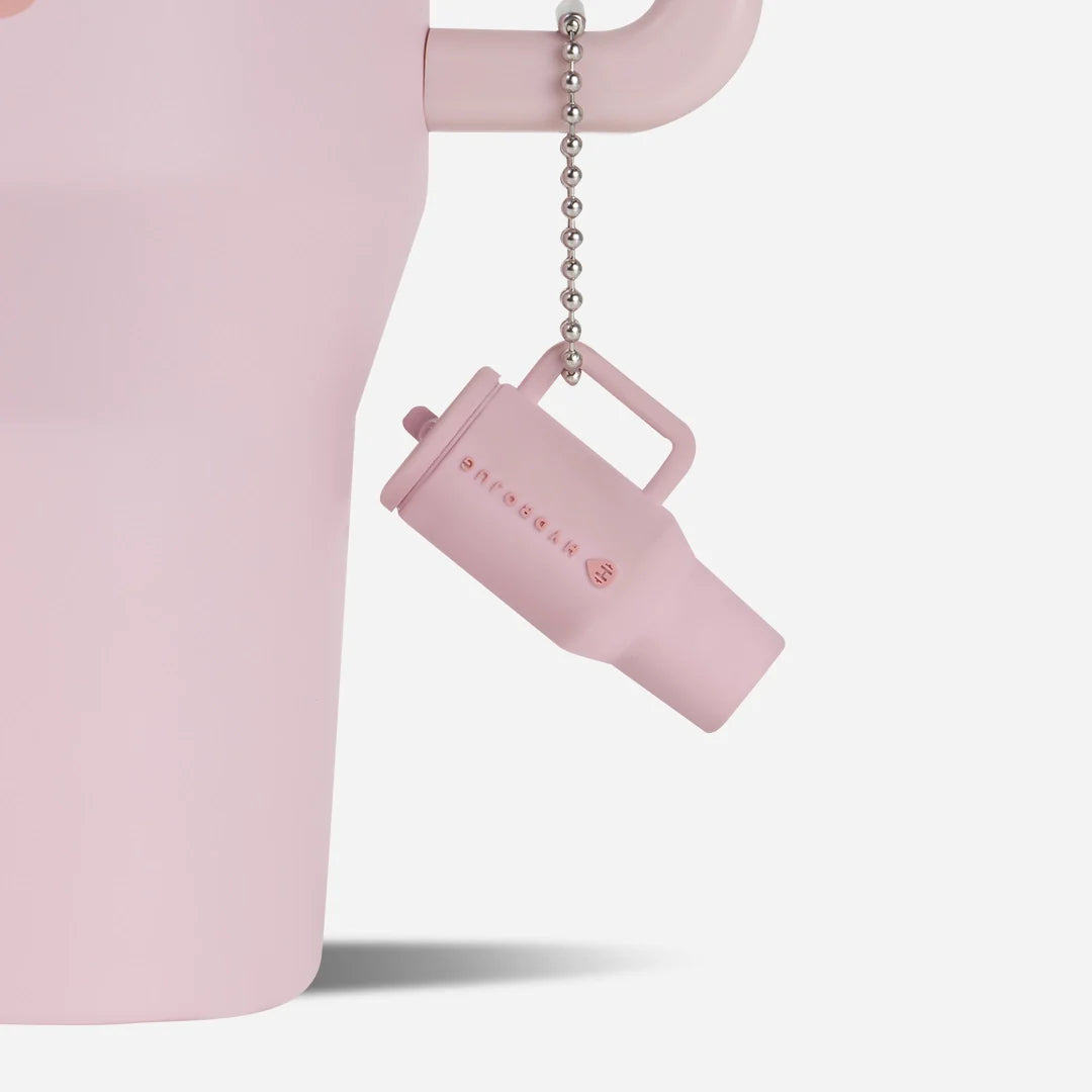 traveler-keychain-u5 Web-TravelerKeychainPhotos-PinkSand2.webp